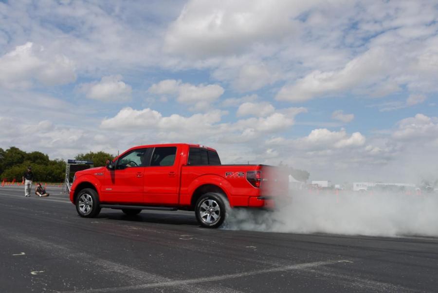  Ford F-150 EcoBoost 2011 года  (фото 4 из 12)